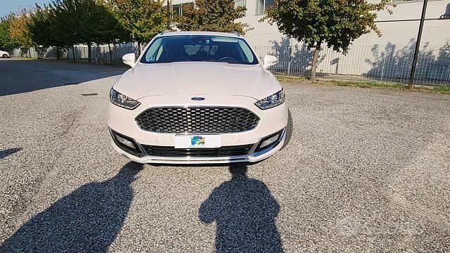 Usata Ford Mondeo Vignale 150 CV (110 kW) 2017 Bianco perlato Station wagon