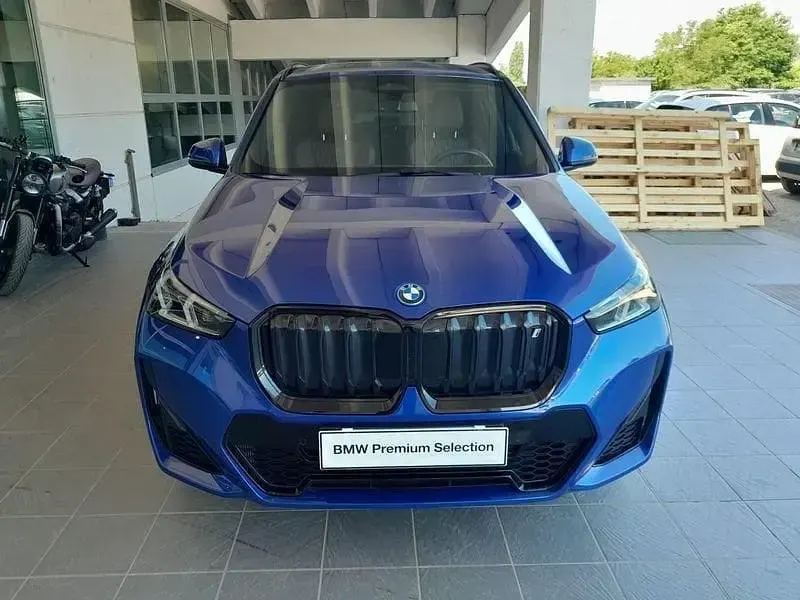 Usata BMW iX1 M Sport 225 kW (306 CV) 2023 Blu SUV