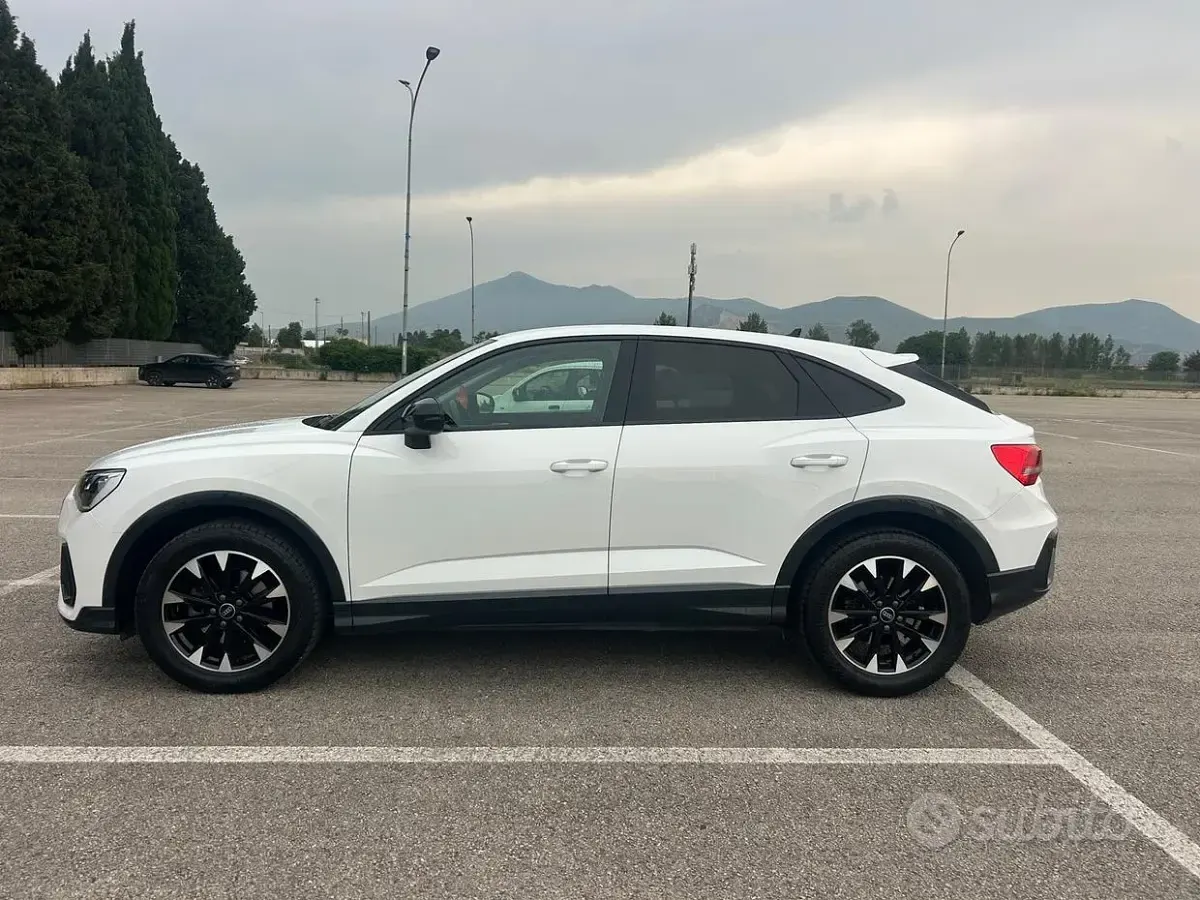 Usata Audi Q3 150 CV (110 kW) 2022 Bianco SUV