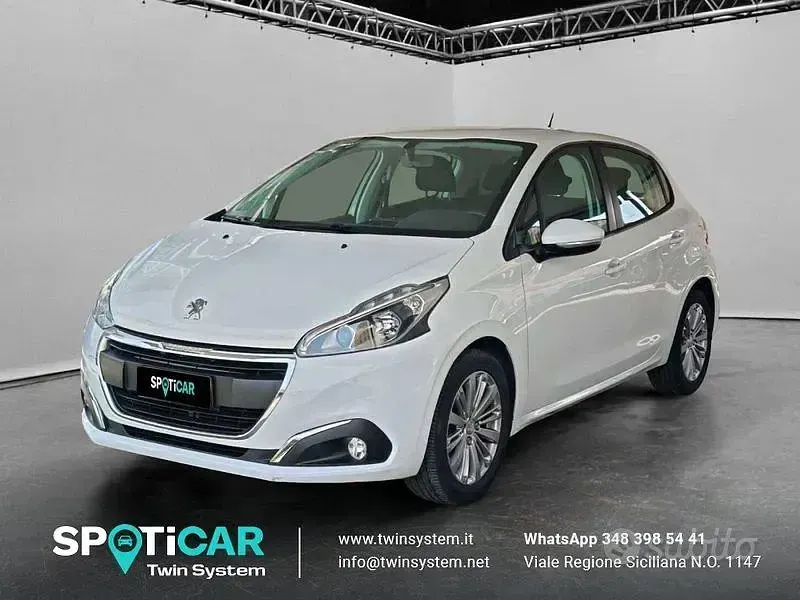 Usata Peugeot 208 Active 82 CV (60 kW) 2018 Utilitaria