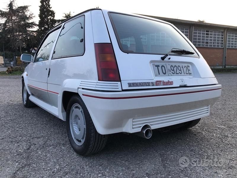 Usata Renault Super 5 GT 115 CV (84 kW) 1985 Bianco Utilitaria