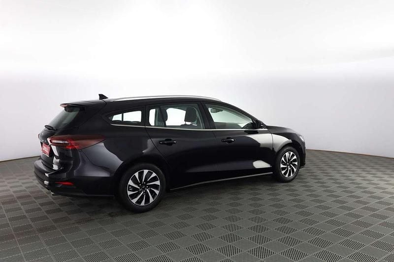 Usata Ford Focus Titanium 116 CV (85 kW) 2025 Agate black metallizzato Station wagon
