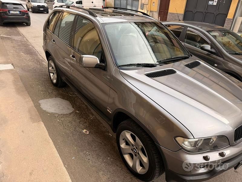 Usata BMW X5 2004 Grigio SUV
