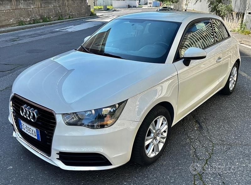 Usata Audi A1 Ambition 105 CV (77 kW) 2012 Bianco Utilitaria