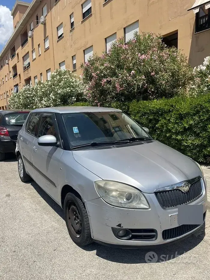 Usata Skoda Fabia 69 CV (50 kW) 2008 Grigio Berlina