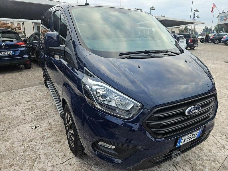 Usata Ford Transit Custom Trend 131 CV (96 kW) 2018 Blu Monovolume