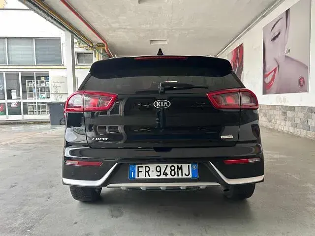 Usata Kia Niro Style 105 CV (77 kW) 2018 Nero SUV