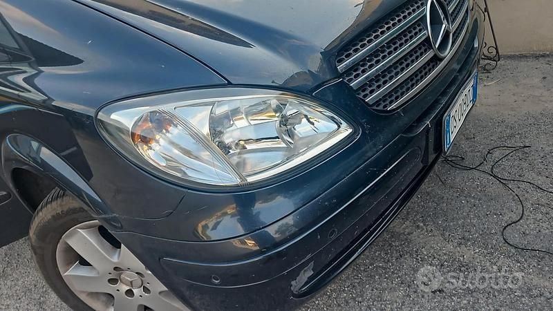Usata Mercedes Viano 2008 Nero Monovolume