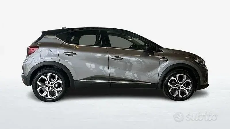 Usata Renault Captur Techno 101 CV (74 kW) 2023 SUV