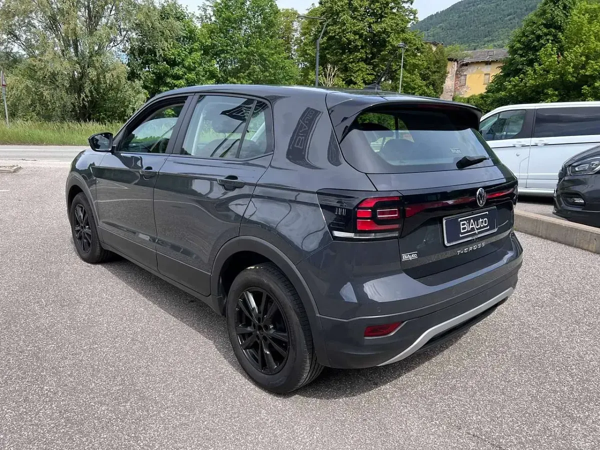 Usata VW T-Cross 95 CV (69 kW) 2021 Grigio SUV