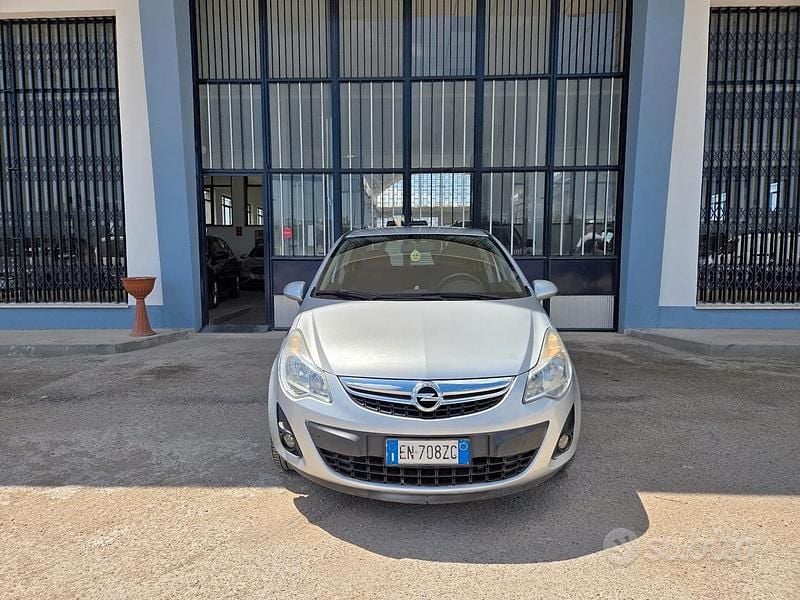 Usata Opel Corsa 86 CV (63 kW) 2012 Other Berlina