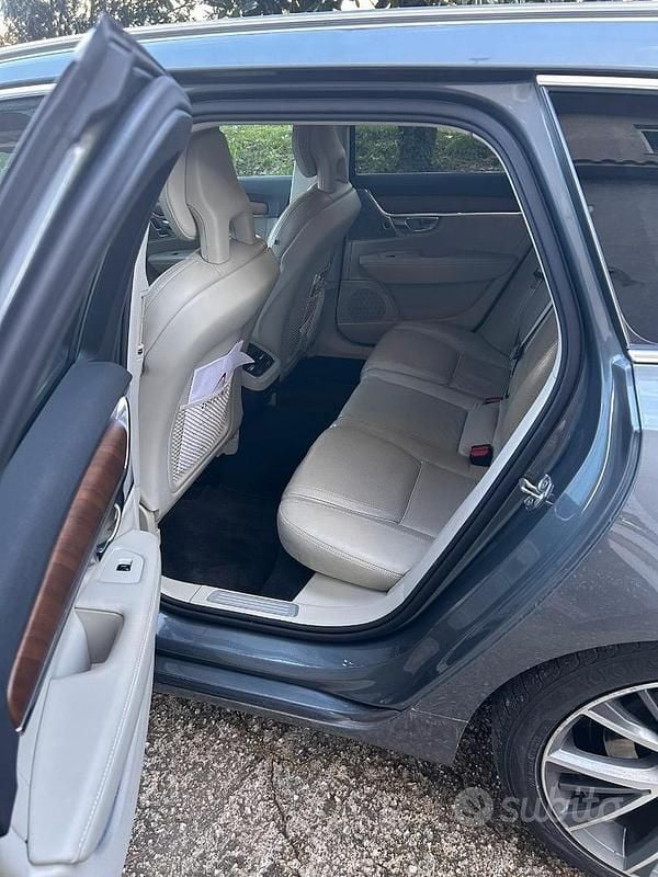 Usata Volvo V90 Inscription 190 CV (139 kW) 2017 Grigio Station wagon