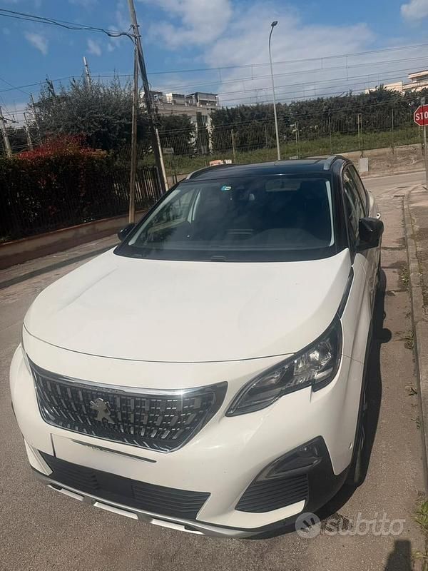 Usata Peugeot 3008 2018 Bianco SUV