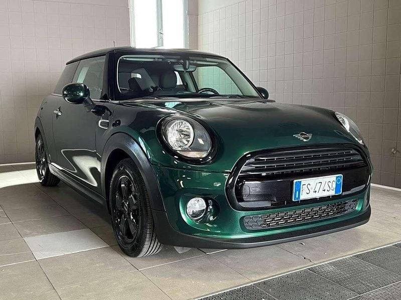 Usata Mini Cooper 136 CV (100 kW) 2018 Verde Utilitaria