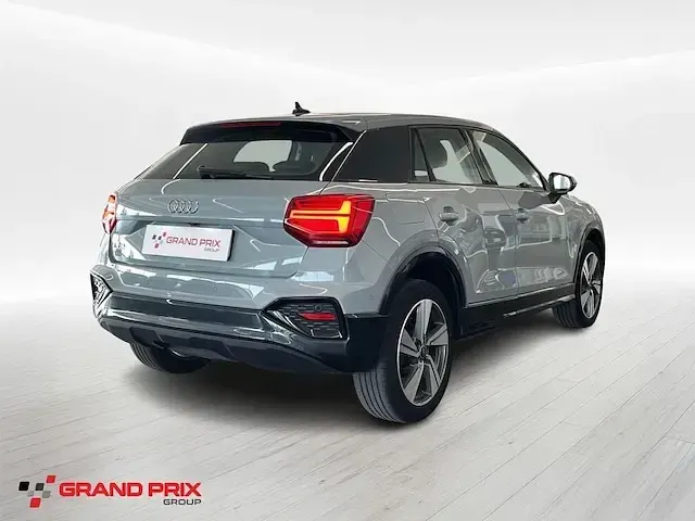 Usata Audi Q2 Admired 116 CV (85 kW) 2023 Grigio SUV