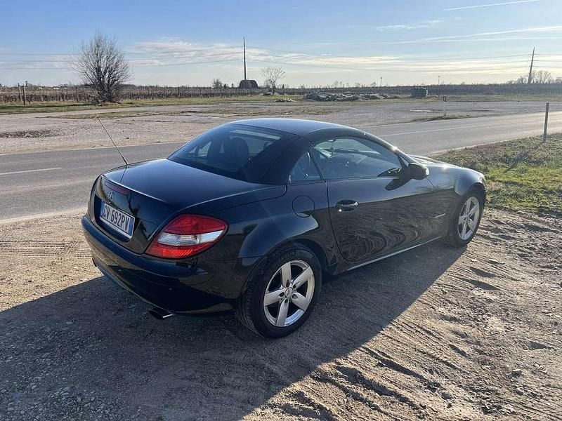 Usata Mercedes SLK200 163 CV (119 kW) 2005 Nero Cabrio