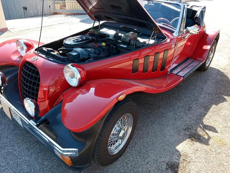 Usata Panther Kallista 82 CV (60 kW) 1990 Rosso Cabrio