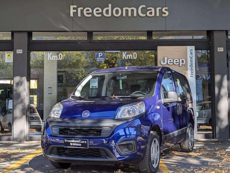 Blu Usata 2017 Fiat Qubo Easy Monovolume | 9900 € (Buon prezzo) - Immagine 1/4