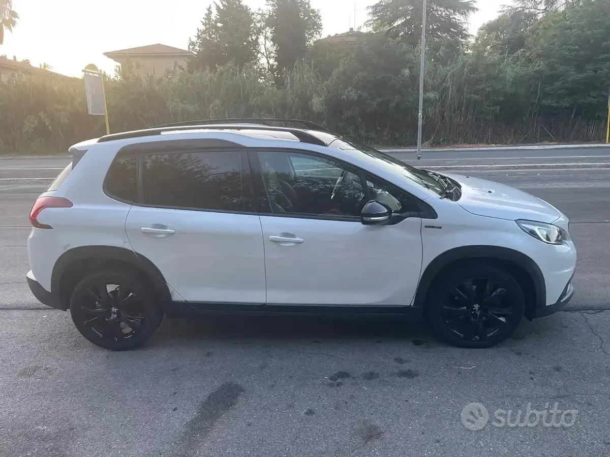 Usata Peugeot 2008 GT-line 2017 Bianco SUV