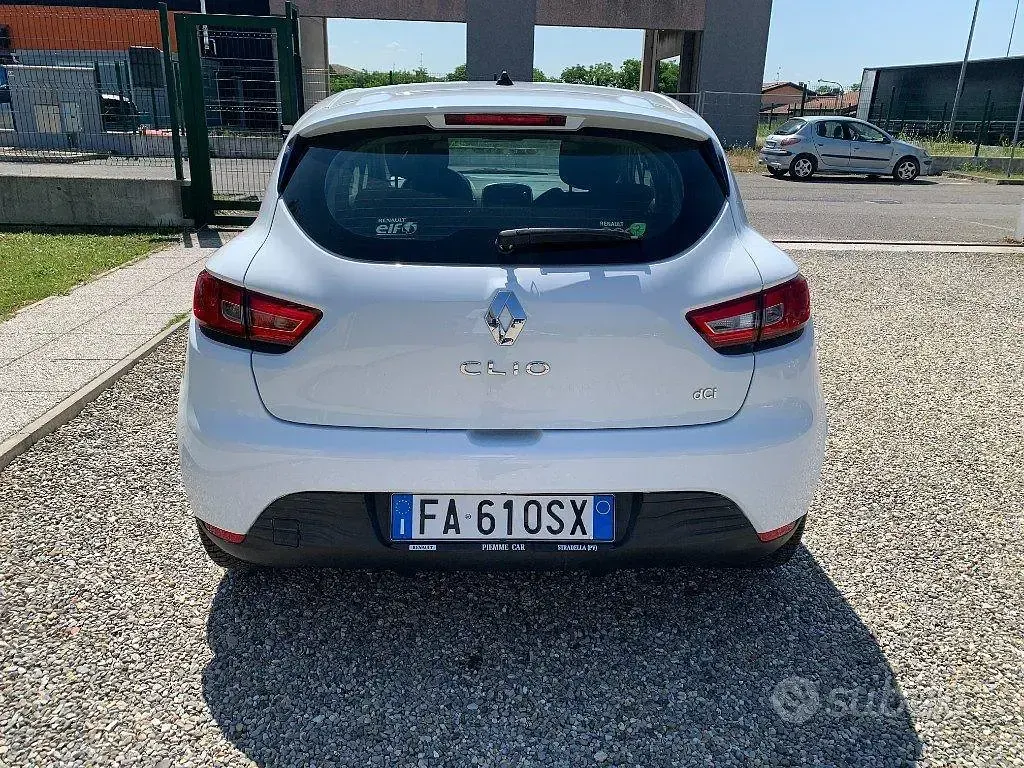 Usata Renault Clio IV 75 CV (55 kW) 2015 Bianco Berlina