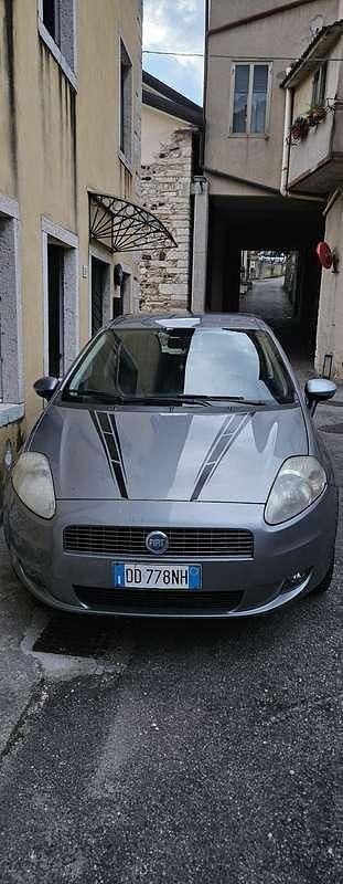 Usata Fiat Grande Punto Dynamic 75 CV (55 kW) 2006 Utilitaria