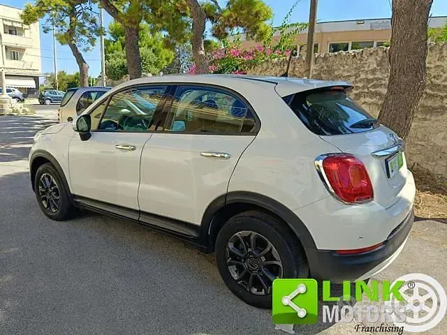 Usata Fiat 500X Business 95 CV (69 kW) 2016 Bianco SUV