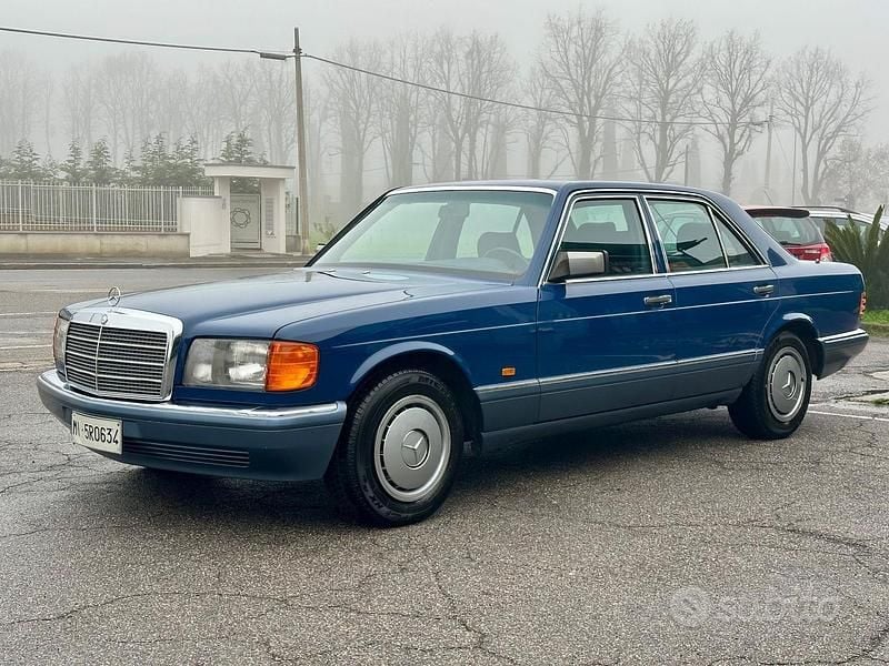 Blu Usata 1990 Mercedes S300 SE Tre volumi | 24.950 € - Immagine 1/4