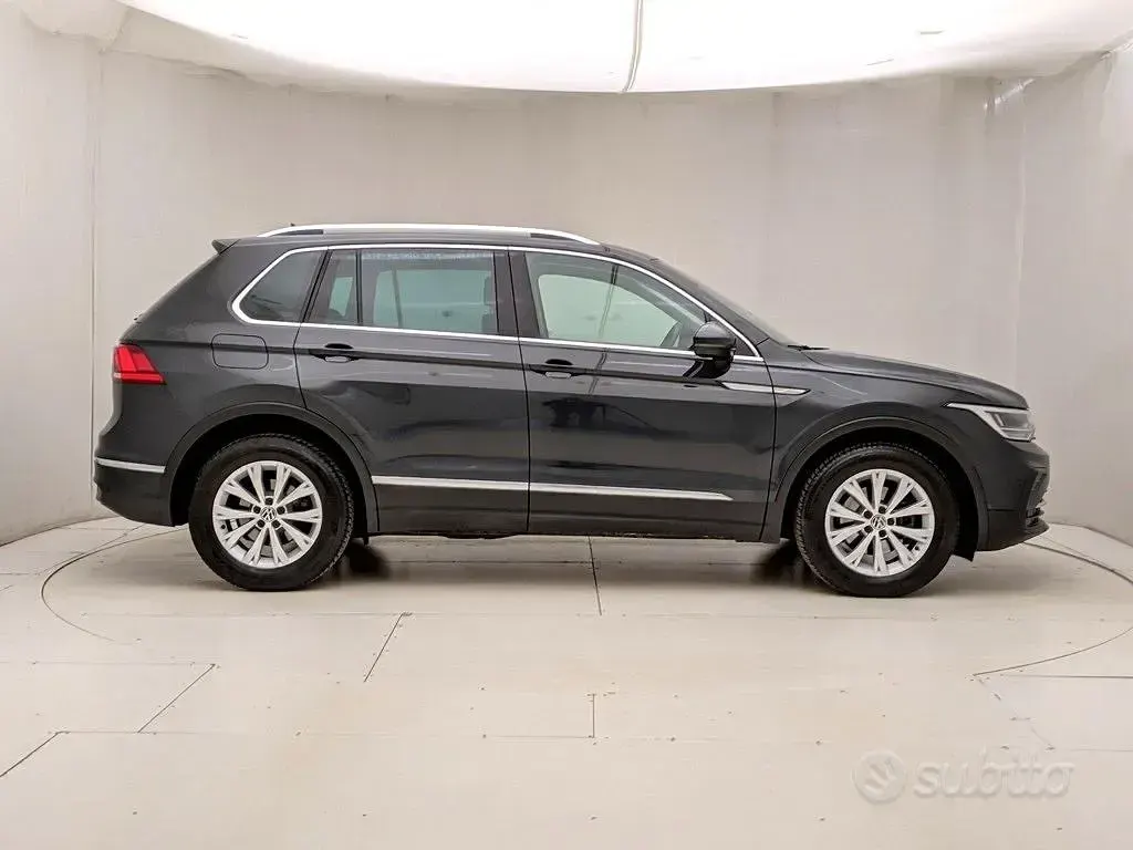 Brugt VW Tiguan Life 150 HK (110 kW) 2023 Grå SUV