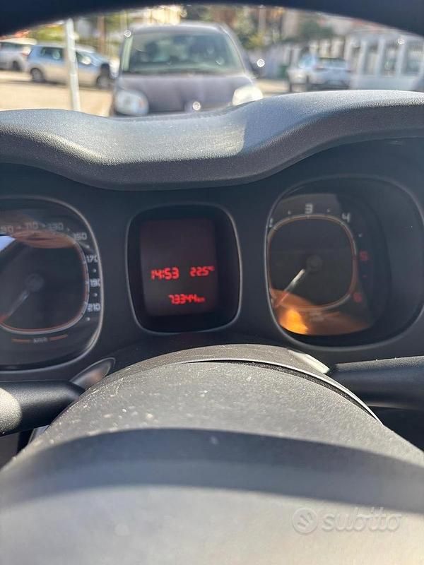 Usata 2016 Fiat Panda Due volumi | 8500 € (Buon prezzo) - Immagine 1/4
