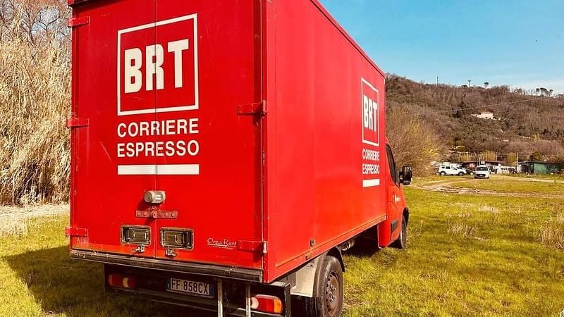 Usado Renault Master 125 CV (91 kW) 2016 Rojo Van