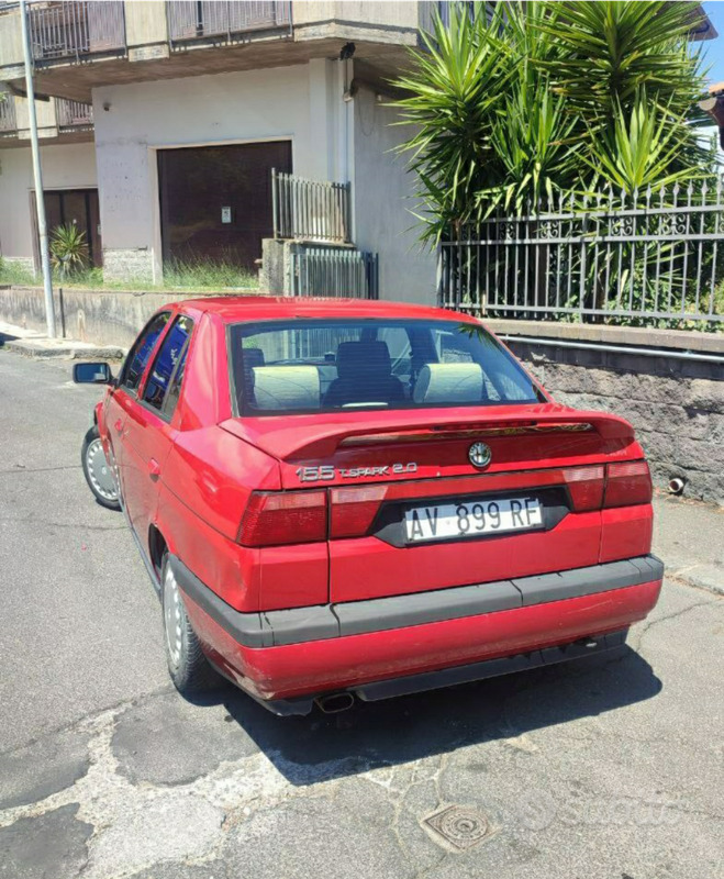 Usato 1992 Alfa Romeo 155 2.0 Benzin (5.500 €)