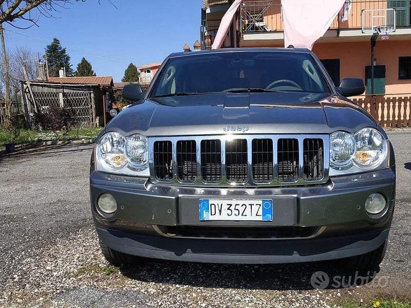 Usata Jeep Grand Cherokee Limited 218 CV (160 kW) 2009 Grigio SUV