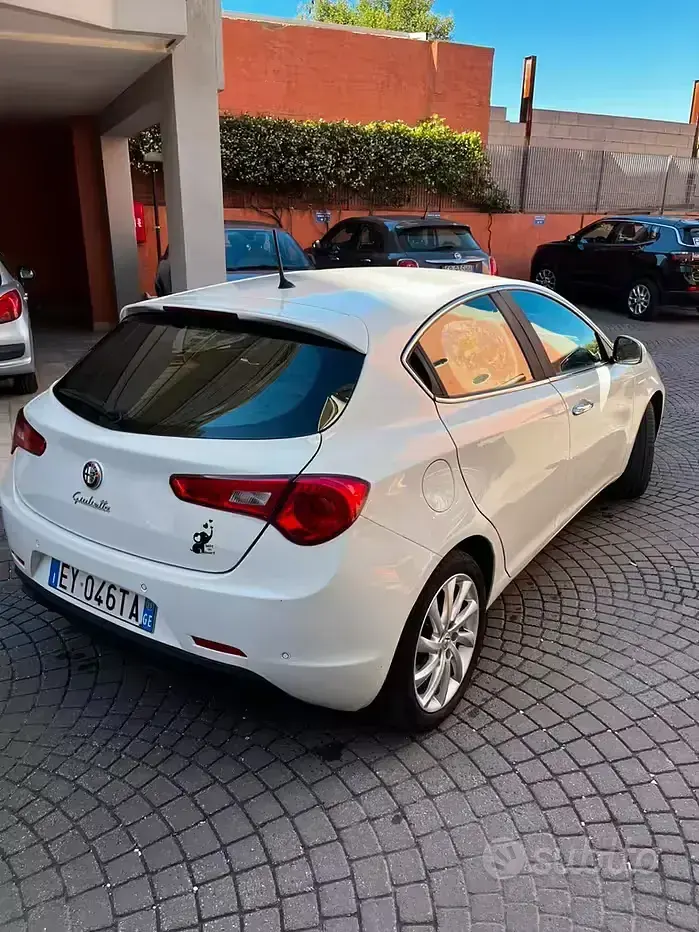 Usata Alfa Romeo Giulietta 120 CV (88 kW) 2015 Utilitaria