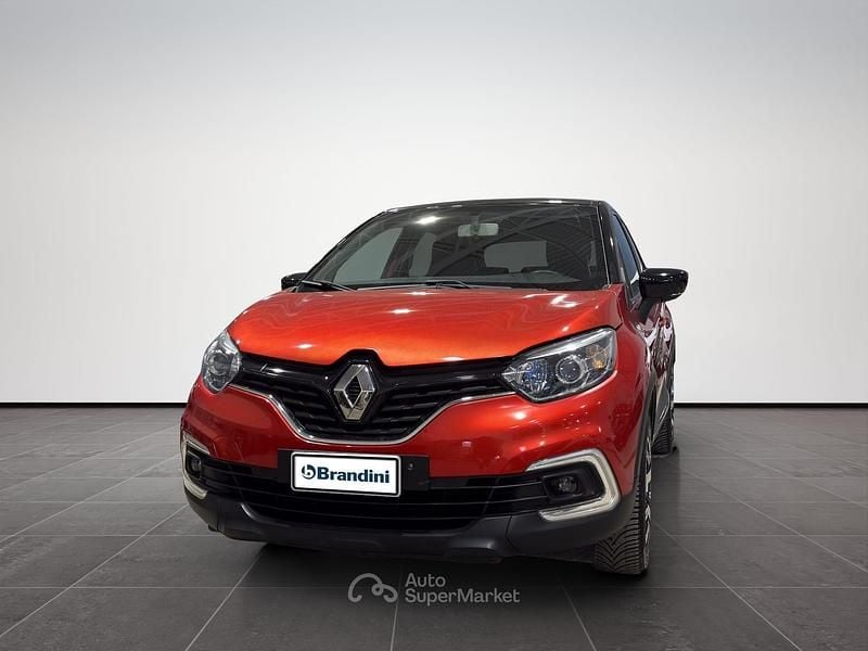 Usata Renault Captur 90 CV (66 kW) 2019 Rosso SUV