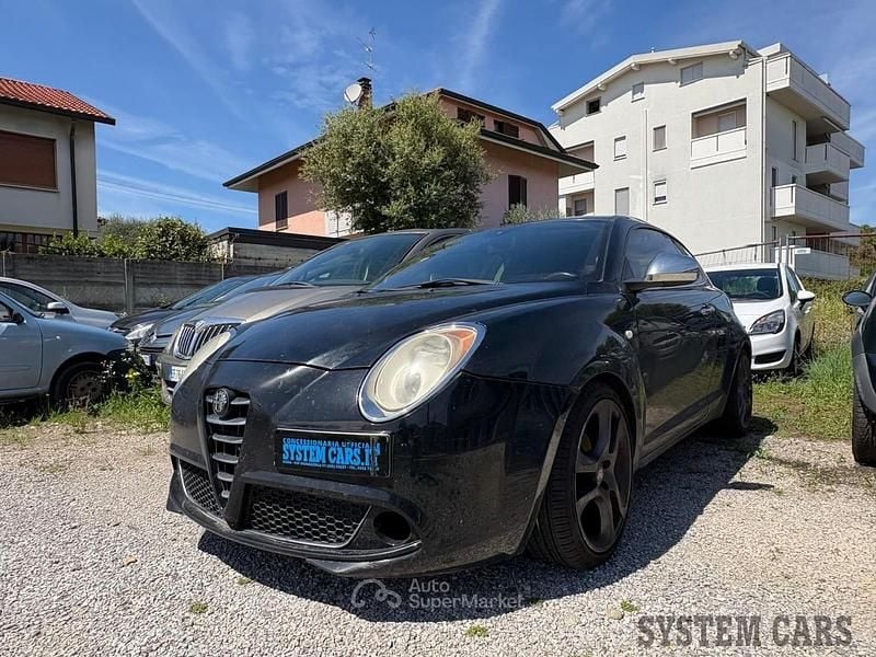 Nero Usata 2010 Alfa Romeo MiTo Distinctive Due volumi | 2500 € (Super prezzo) - Immagine 1/4