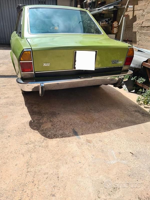 Usata Fiat 124 Sport 109 CV (80 kW) 1970 Verde Coupé