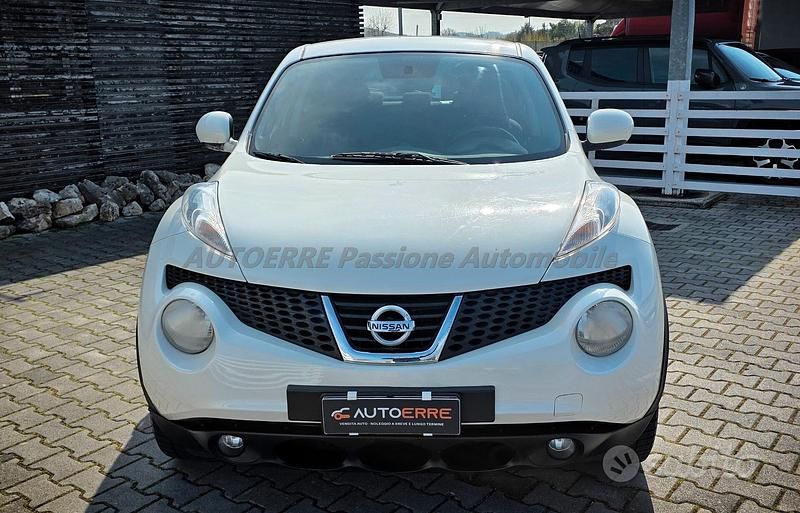 Używany Nissan Juke Acenta 110 KM (80 kW) 2014 Biały SUV