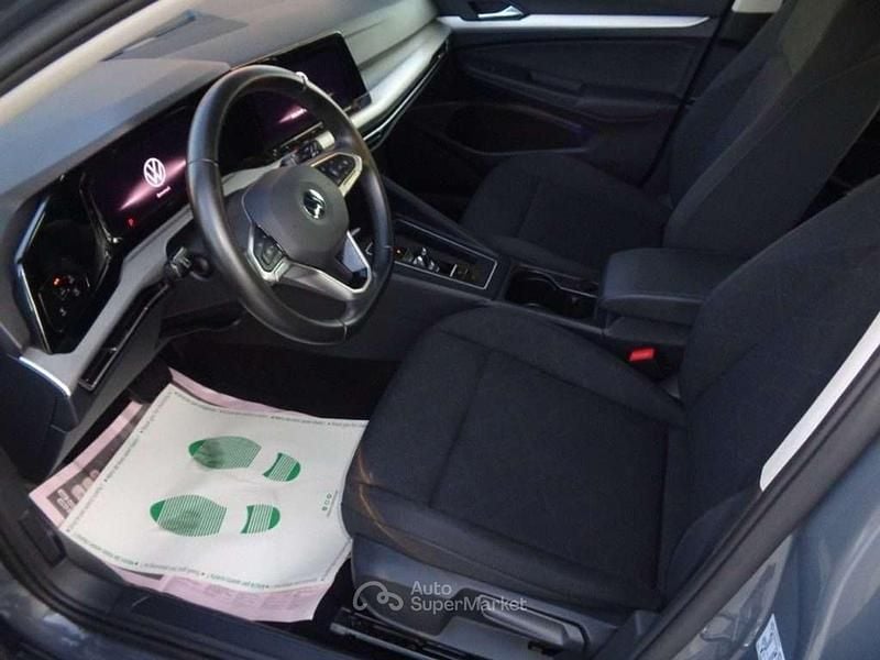 Usata VW Golf VIII Life 150 CV (110 kW) 2022 Antracite Station wagon