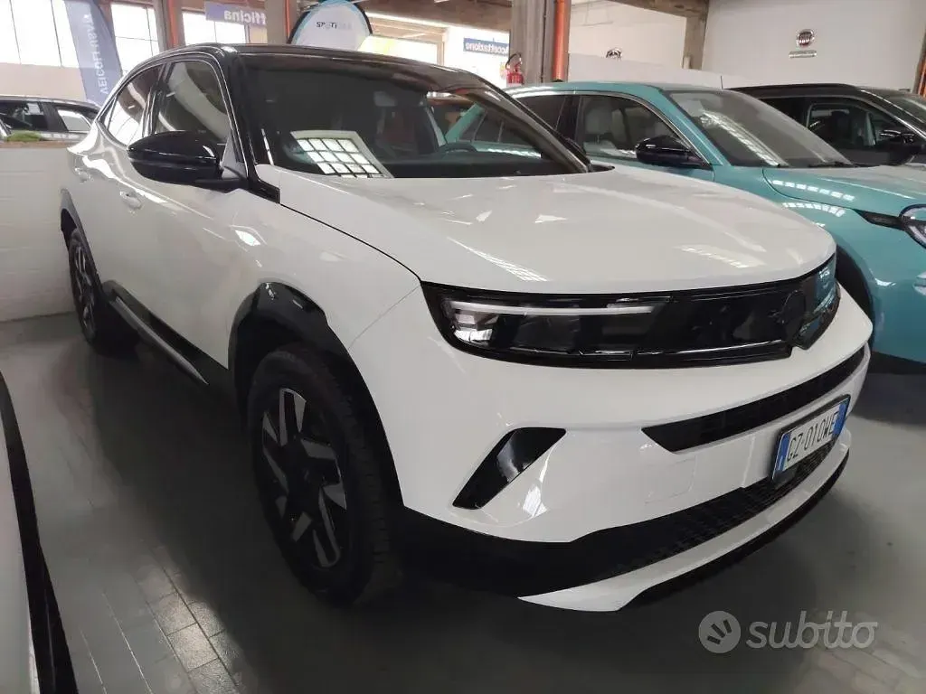 Usata Opel Mokka 131 CV (96 kW) 2024 Bianco SUV