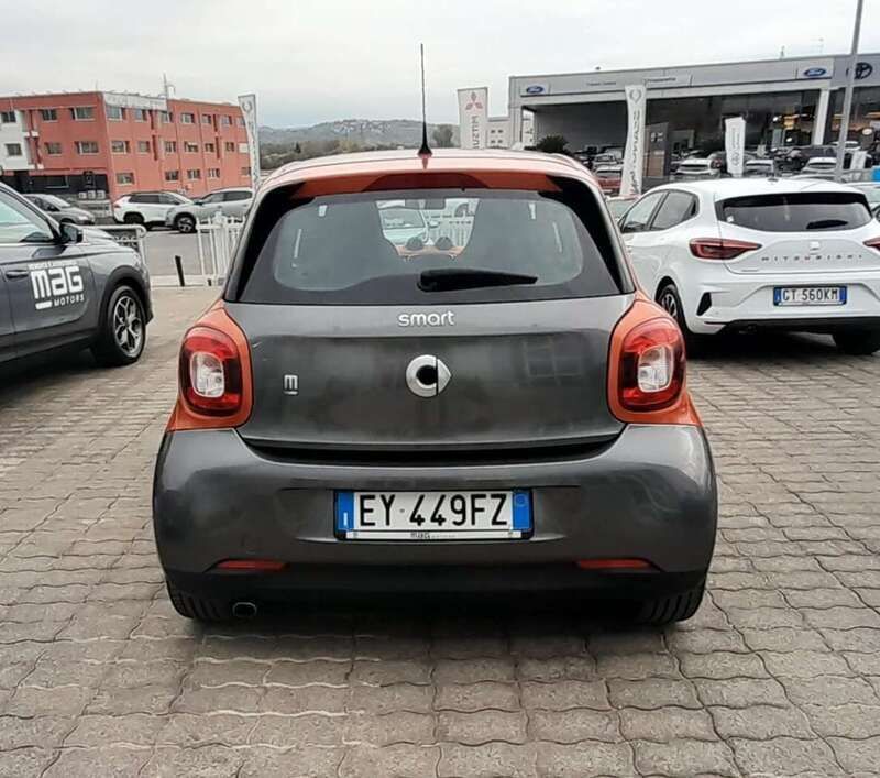 Usata Smart ForFour Edition #1 71 CV (52 kW) 2015 Grigio Utilitaria