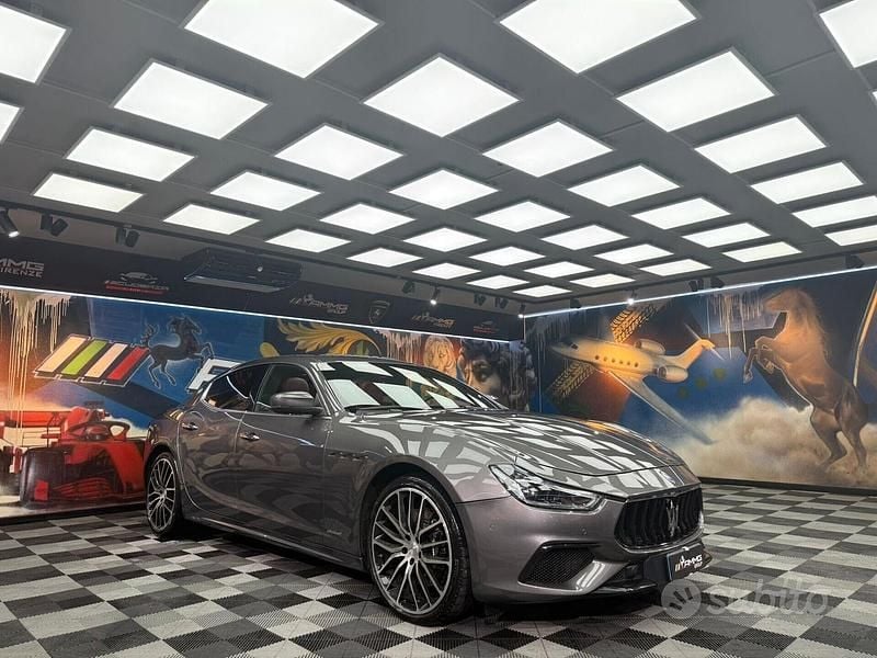 Usata Maserati Ghibli 430 CV (316 kW) 2018 Grigio Berlina