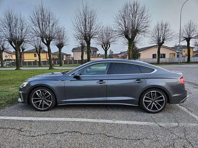 Usata Audi A5 Sportback S-Line 163 CV (119 kW) 2023 Grigio Utilitaria