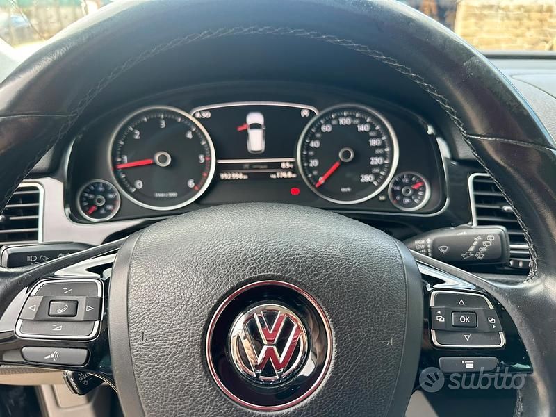 Usata VW Touareg R-line 245 CV (180 kW) 2013 Nero SUV