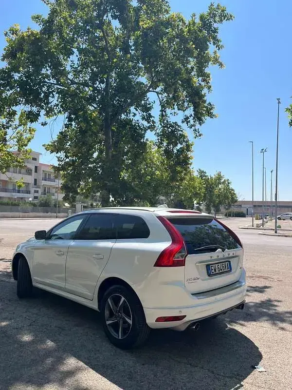 Usata Volvo XC60 R-Design 181 CV (133 kW) 2015 SUV