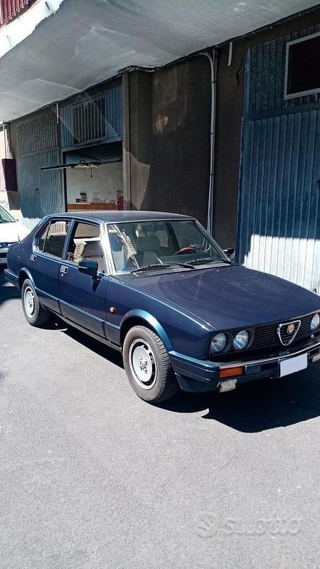 Usata Alfa Romeo Alfetta Quadrifoglio 1983 Blu Berlina