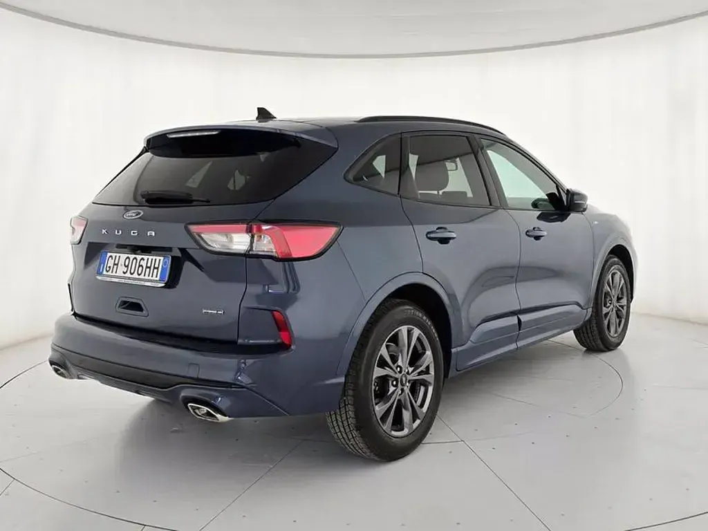 Usata Ford Kuga ST-Line 190 CV (139 kW) 2021 Blue metallic (metalliclackierung) SUV