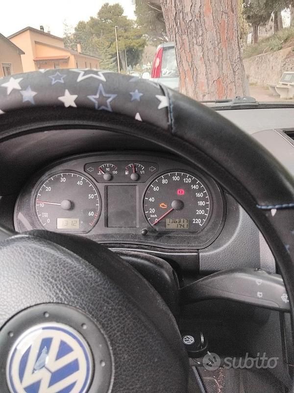 Usata VW Polo 2002 Grigio Berlina