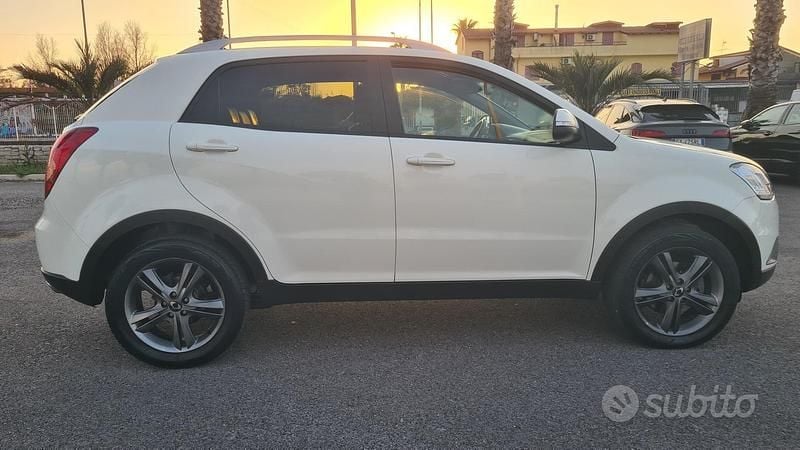 Usata SsangYong Korando 175 CV (128 kW) 2012 Bianco SUV
