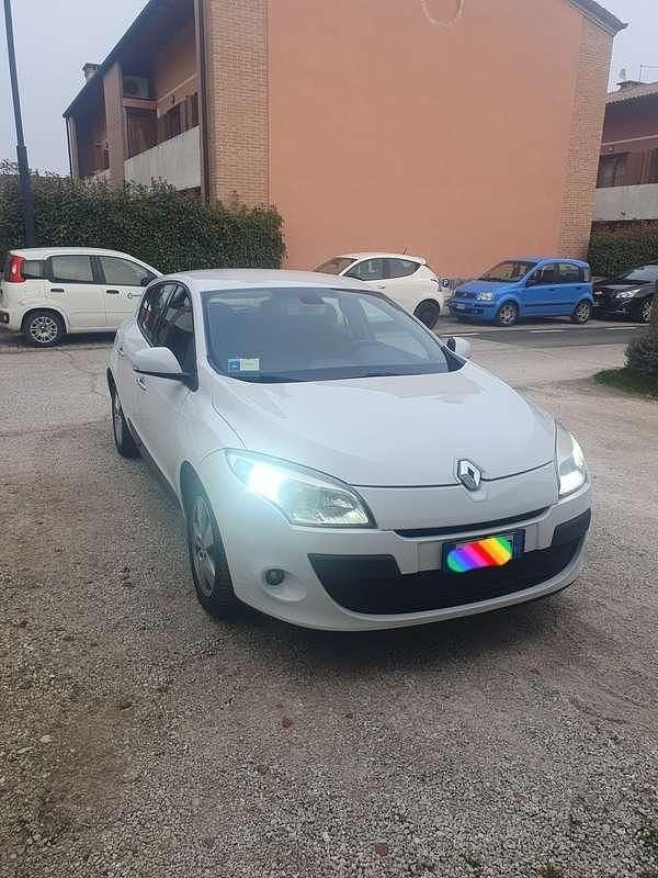 Usata Renault Mégane GT Line GT-Line 110 CV (80 kW) 2011 Berlina