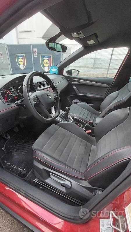 Begagnad Seat Arona FR 90 HK (66 kW) 2019 Röd SUV